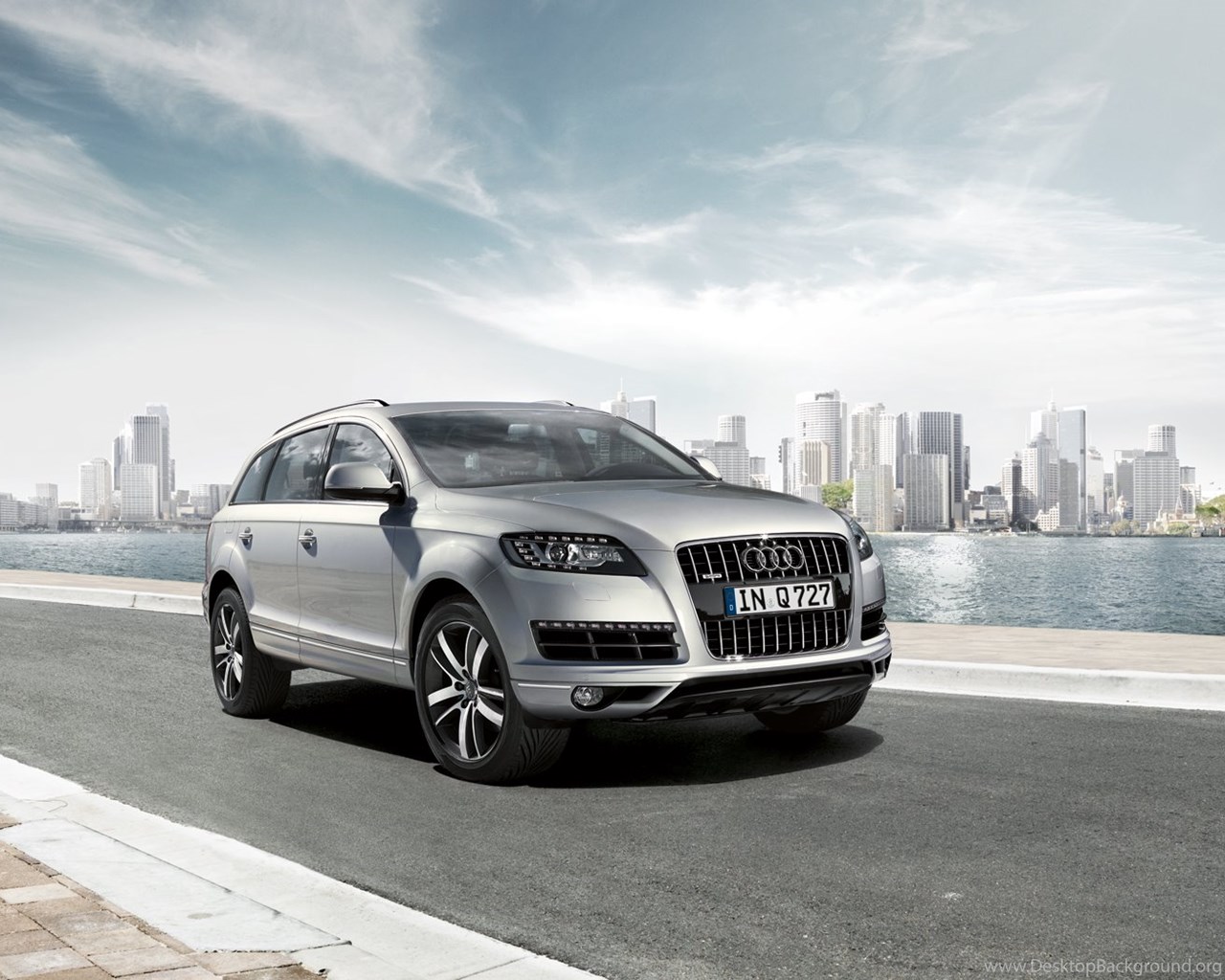 Audi q7 lelyak