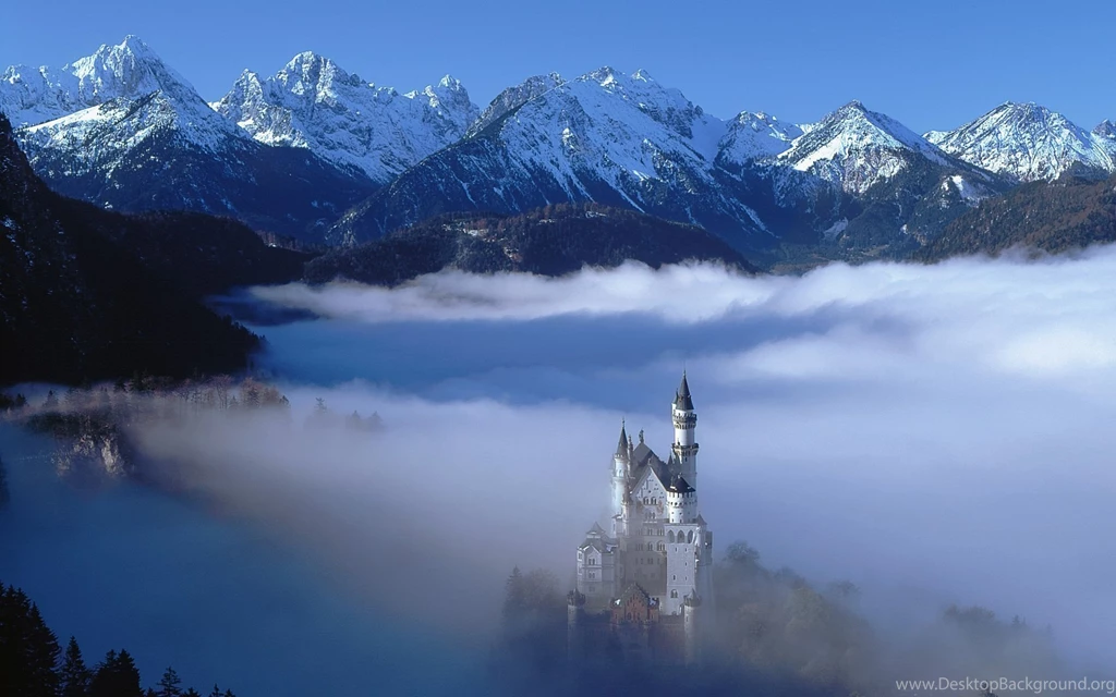Castle In The Alps Wallpapers And Images Wallpapers, Pictures ...