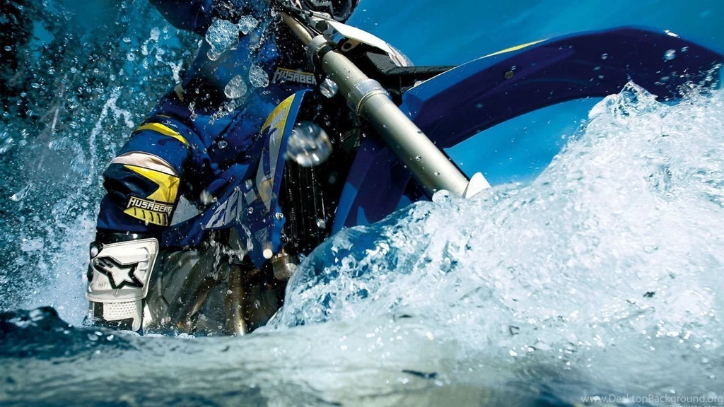 1366x768 Water, Moto, Extreme Wallpapers And Pictures 4385
