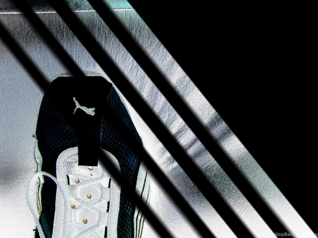 Nike Running Shoes Wallpapers And Images Wallpapers, Pictures ...