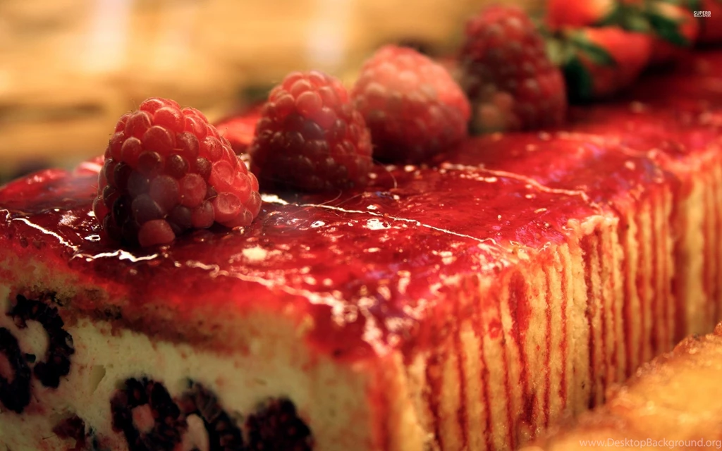 Raspberry dessert 31798 2560x1600.jpg