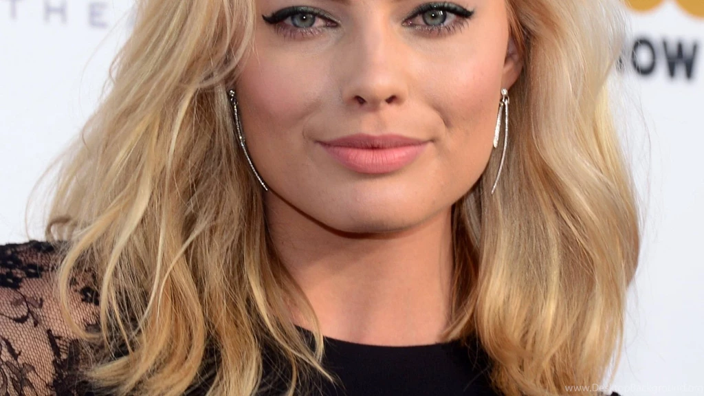 Sexy Blonde Margor Robbie Desktop Wallpapers HD Wallpapers
