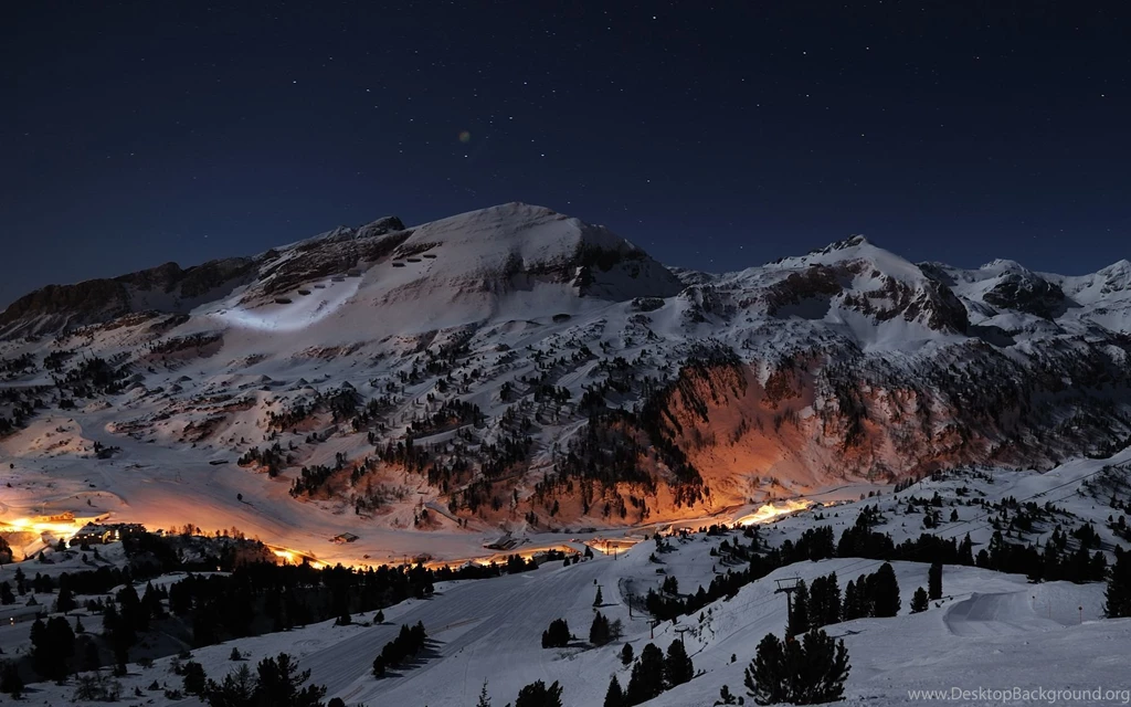 Extra Wallpapers Amazing Mountain And Lights Under Night Sky
