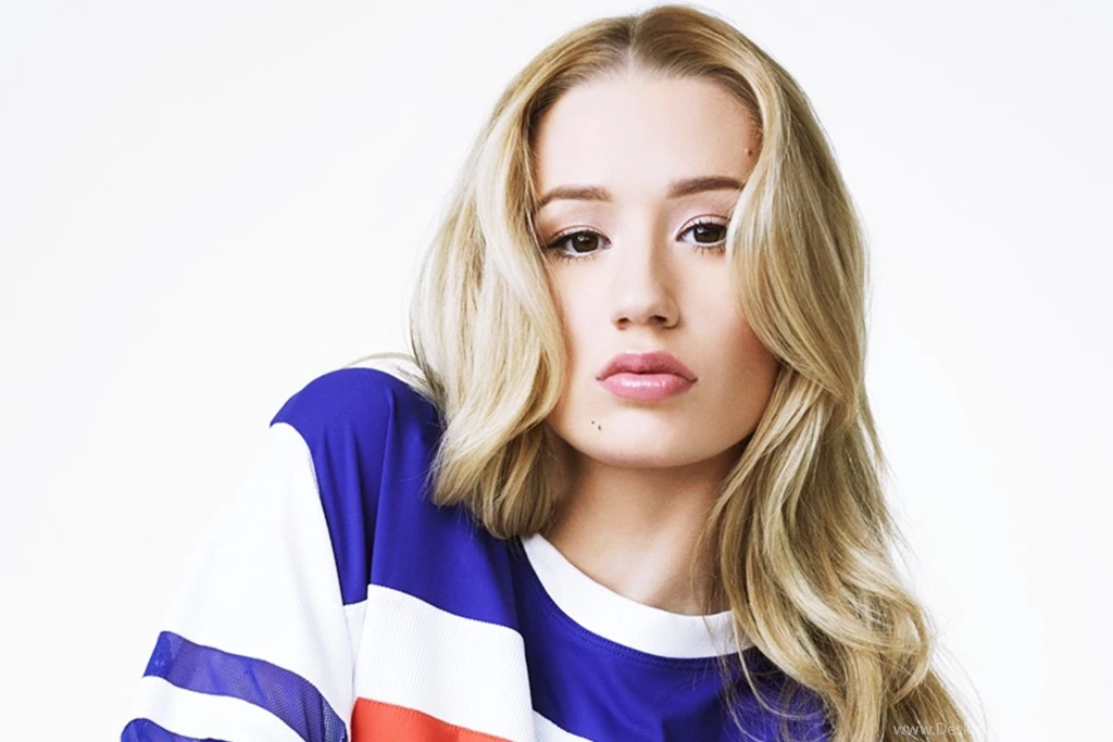 8 Iggy Azalea HD Wallpapers