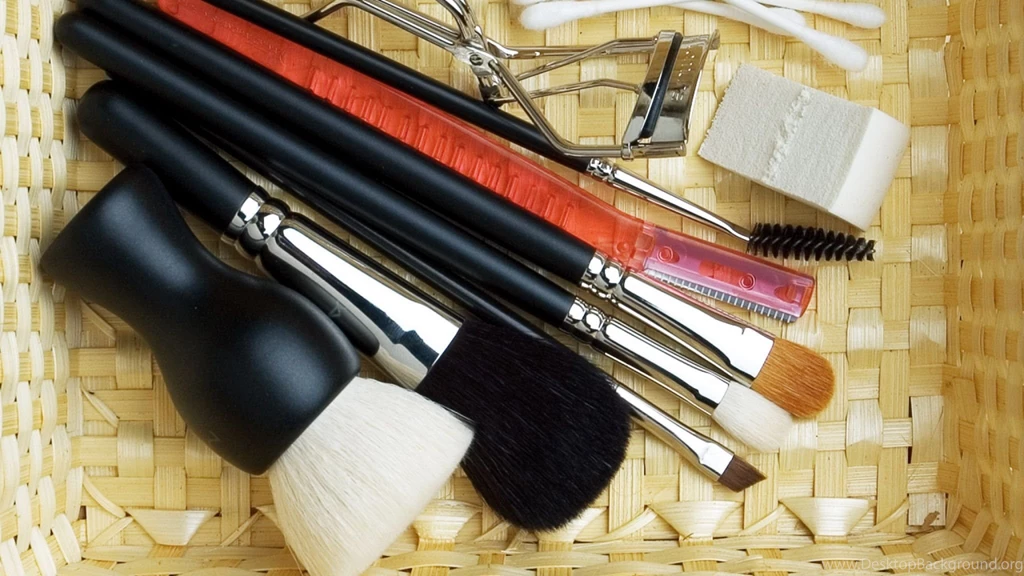 Download Wallpapers 2048x1152 Cosmetics, Makeup, Brush, Set HD HD ...