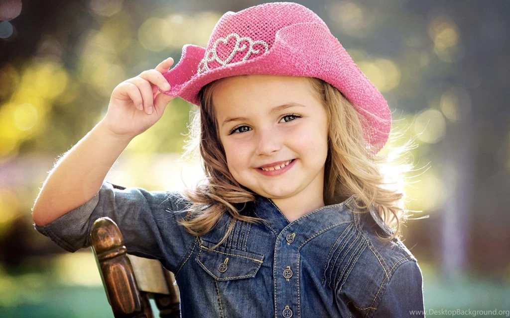 Cute Baby Girl Wallpapers Hq.