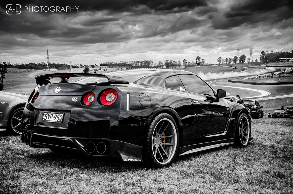 Red Nissan Skyline Wallpapers Image Desktop Background