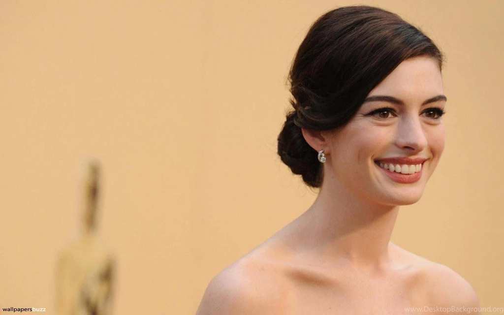 Anne Hathaway HD Wallpapers HD Wallpapers Of Anne Hathaway ...