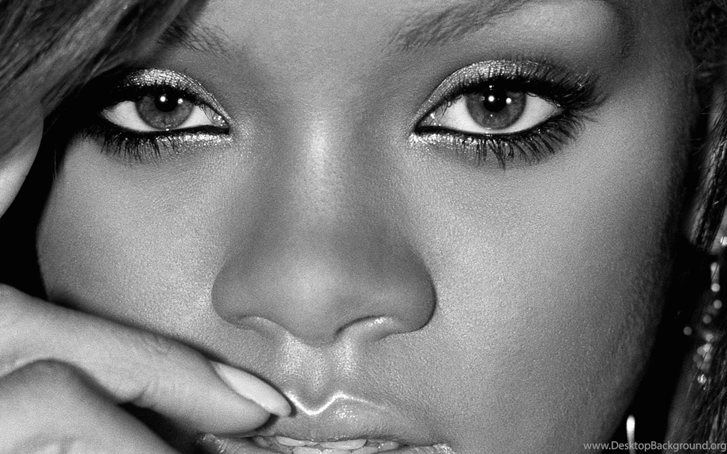 Black White Rihanna Wallpapers
