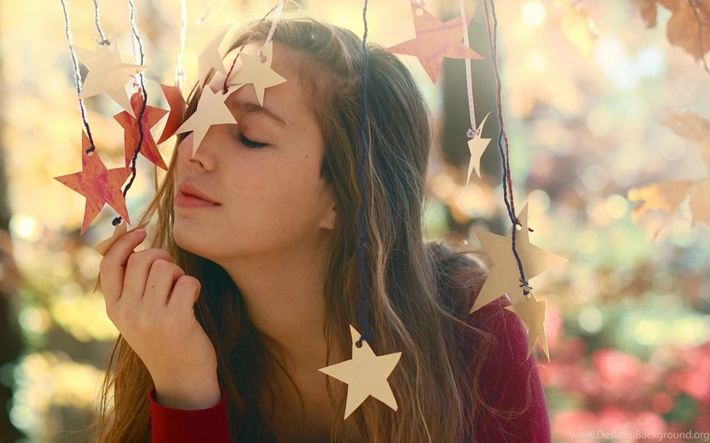 Beautiful Girl Mood Wallpapers