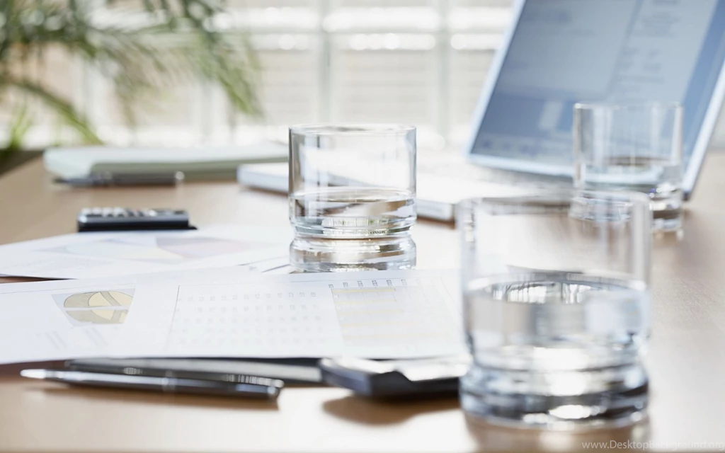 Download Wallpapers 3840x2400 Laptop, Glass, Water, Documents ...