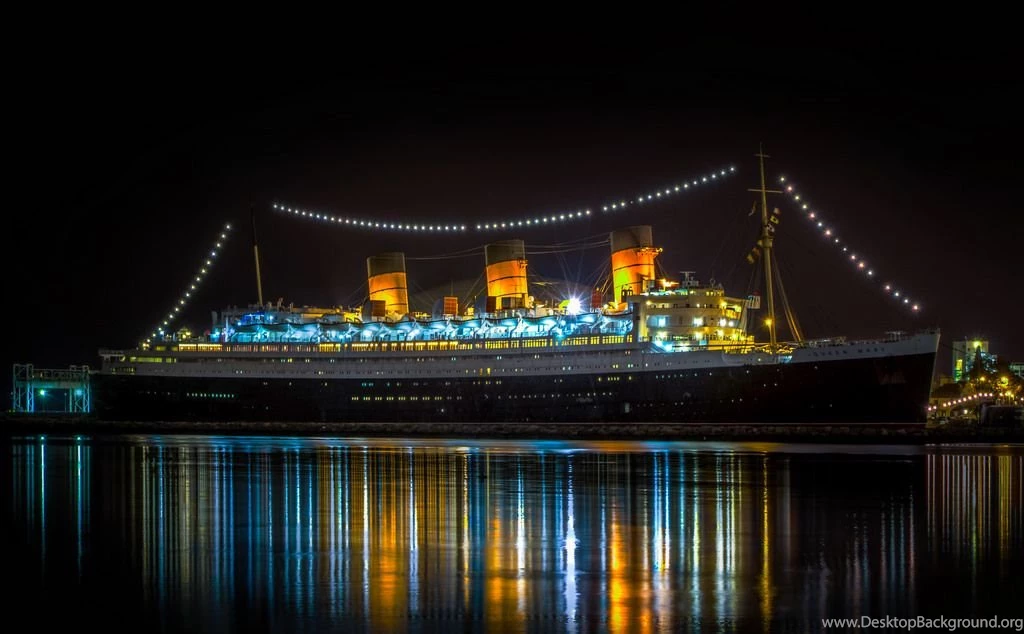 RMS Queen Mary Desktop Background