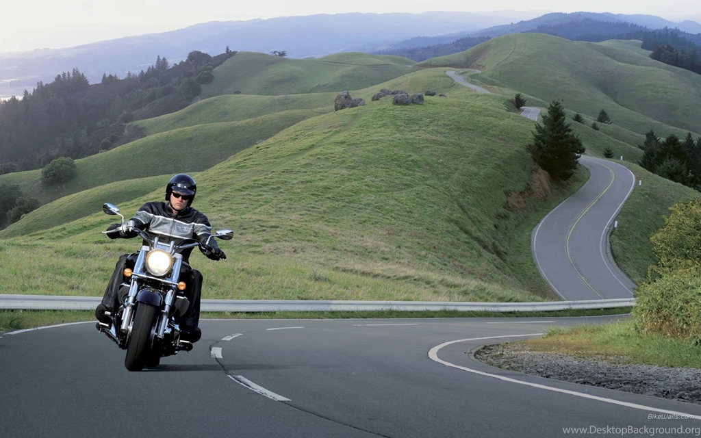 Suzuki Intruder C1800R 1920 X 1200 Wallpapers