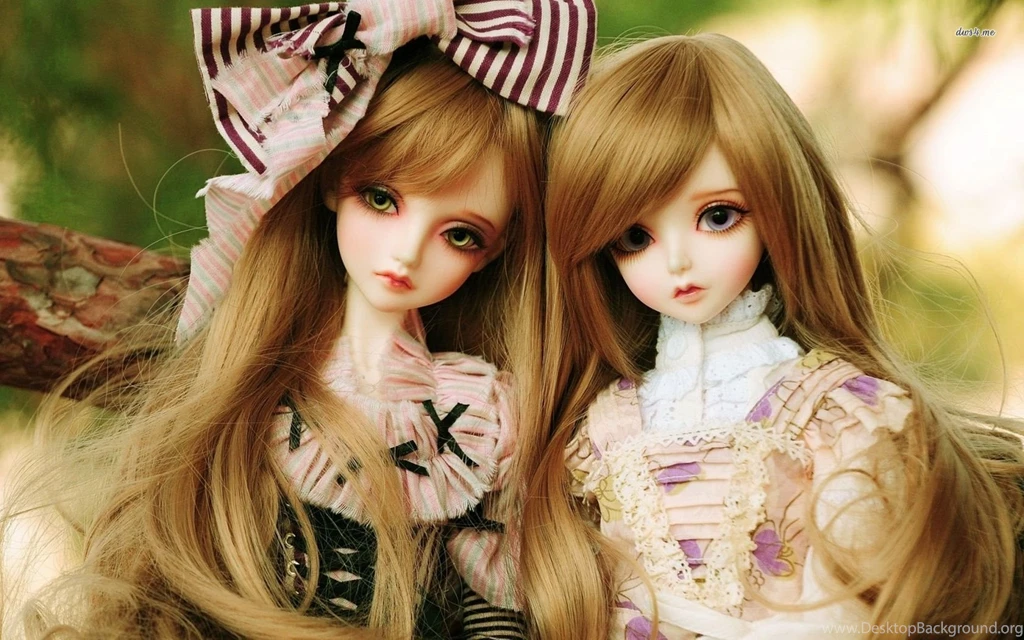 Sad Blonde Dolls Wallpapers Photography Wallpapers