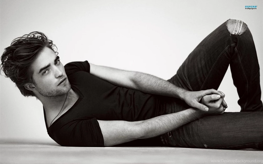 Robert Pattinson Wallpapers Male Celebrity Wallpapers