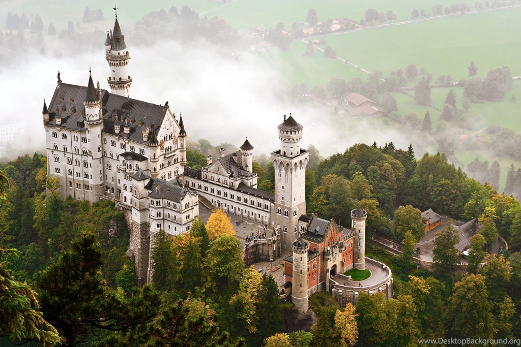Neuschwanstein Castle Wallpaper, Architecture / Classical ...
