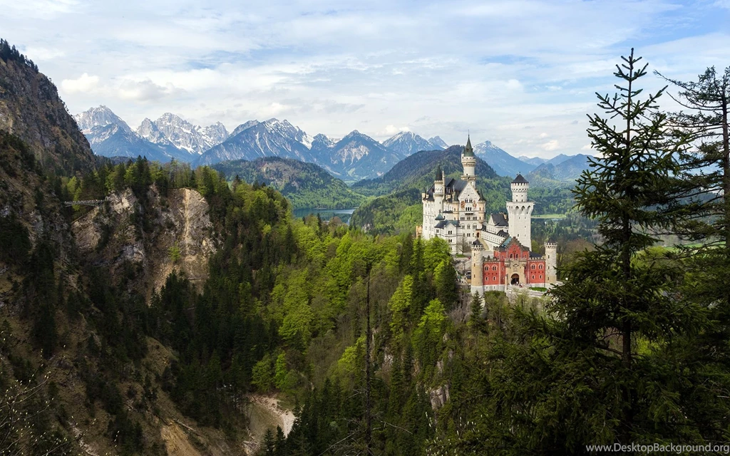 Daily Wallpaper: Neuschwanstein Castle, Germany