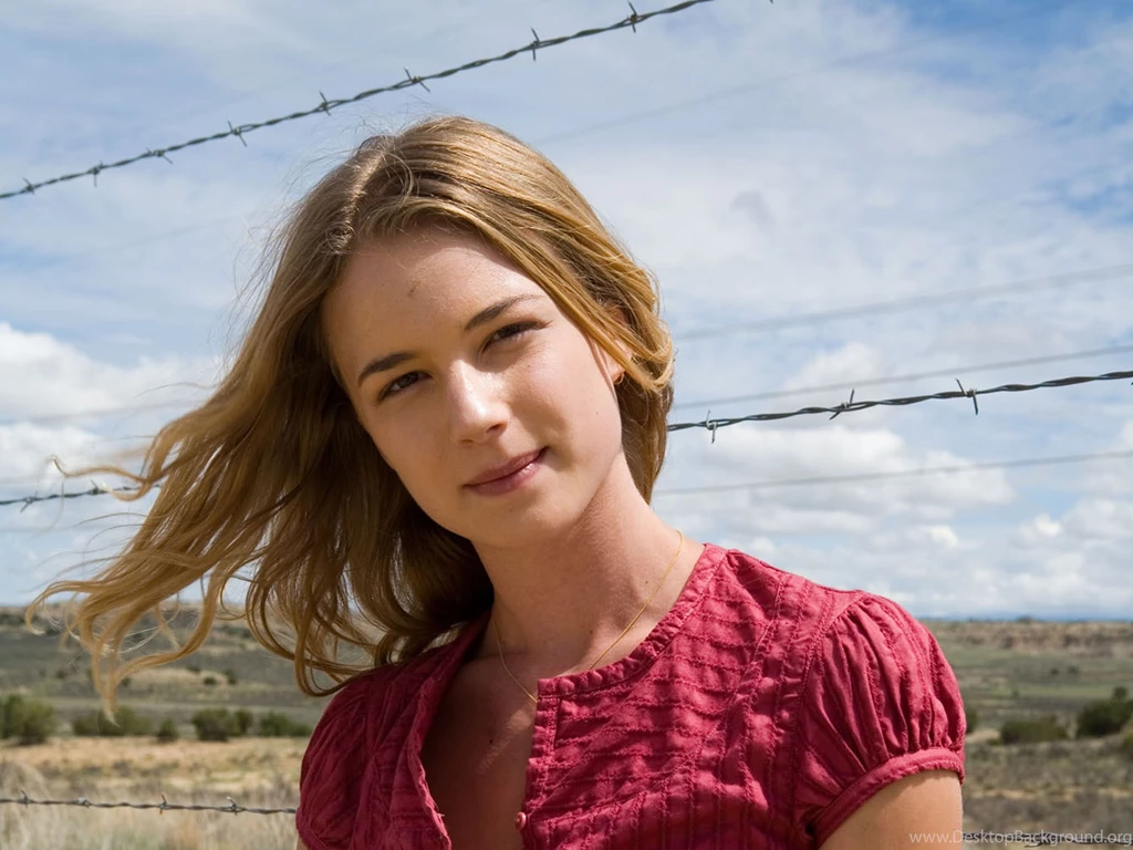 Emily VanCamp