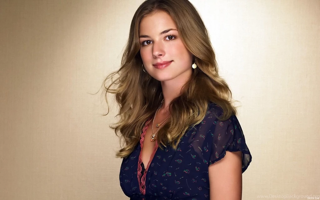 Emily Vancamp Wallpapers