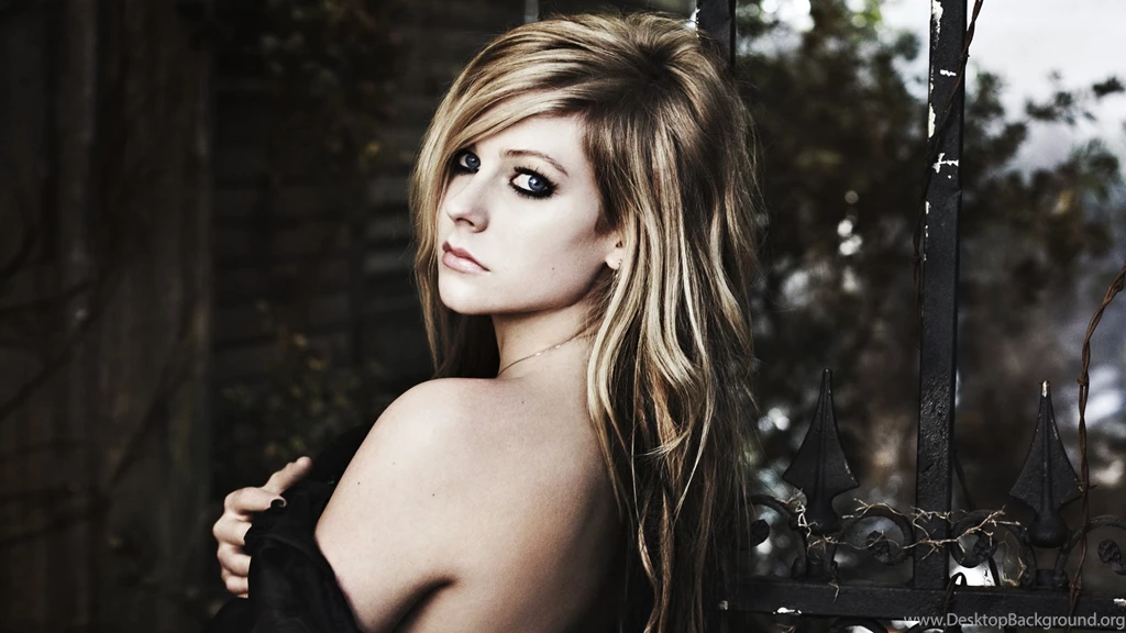 HD Avril Lavigne Wallpapers – HdCoolWallpapers.Com