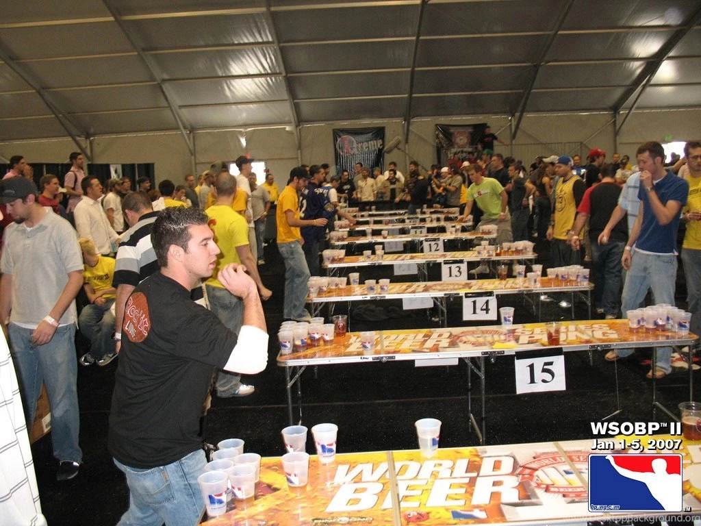 BEER PONG
