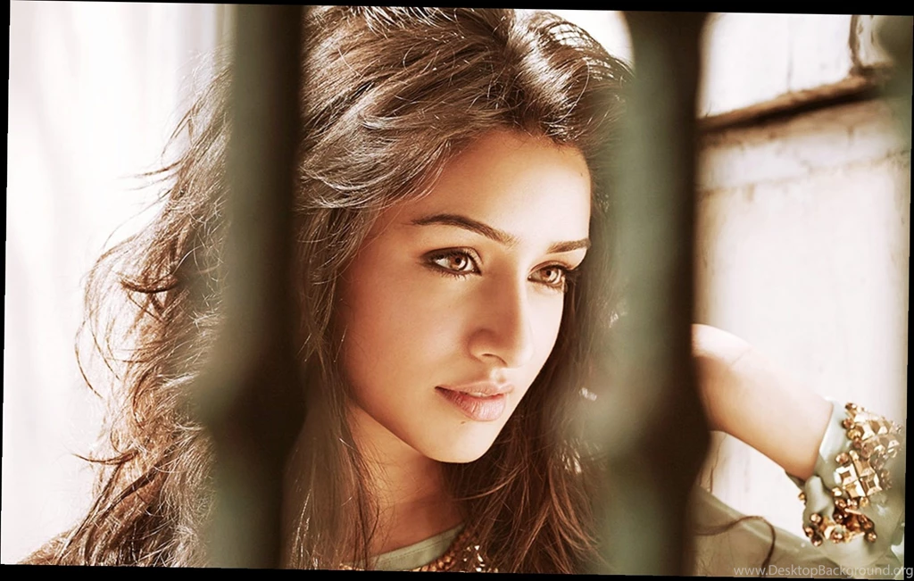 Latest Bollywood Wallpapers Free Download 3 Items