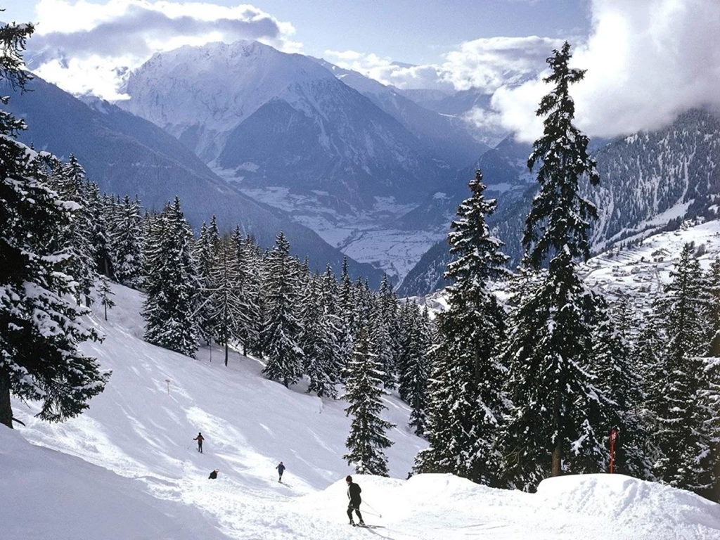 Imagini Desktop Wallpapers. Ski Alpii Elvetieni. Poze Desktop