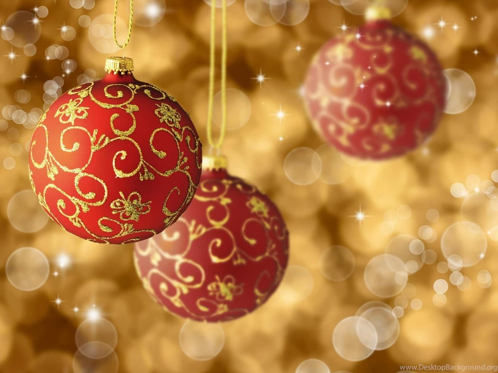 Red Ornament Balls Wallpaper 1600x1200.jpg