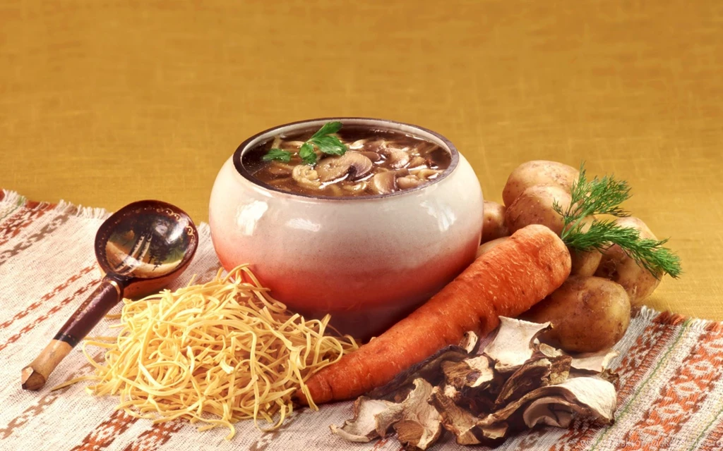Download Wallpapers 2560x1600 Noodle, Soup, Carrots, Mushrooms ...