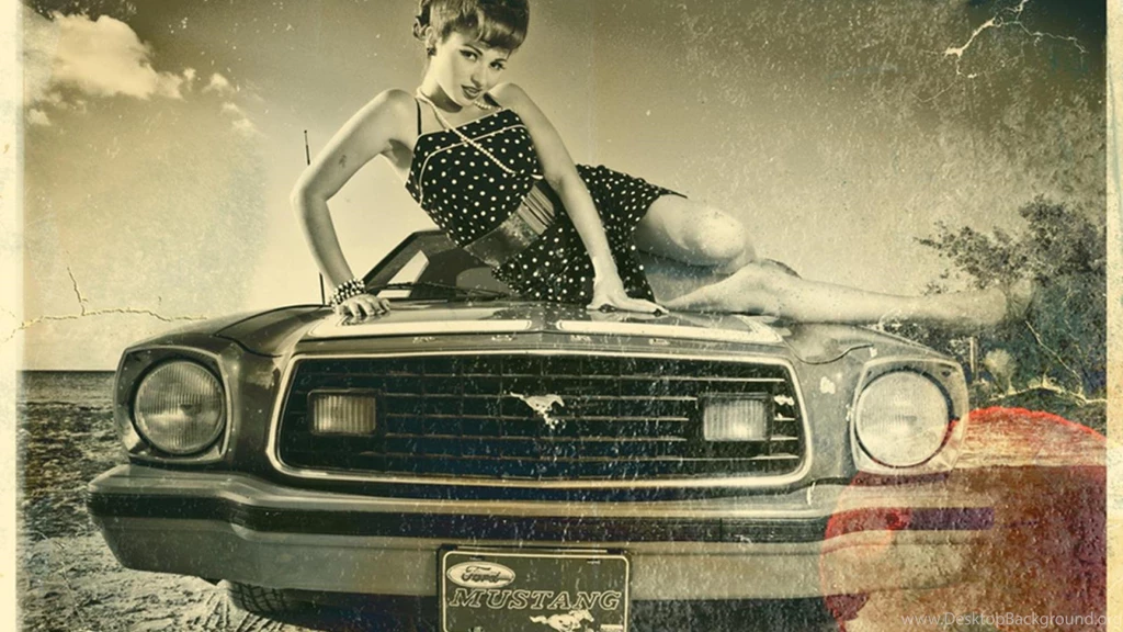 PIN UP GIRL AND MUSTANG WALLPAPER (