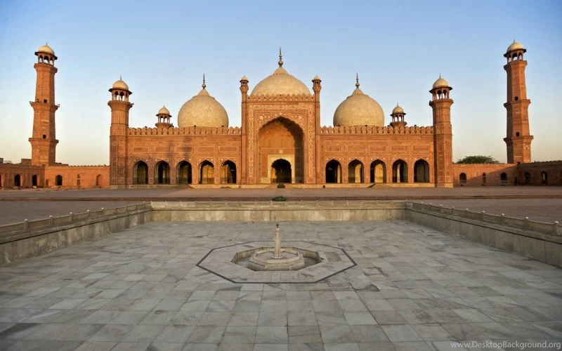 Historical Place Badshahi Mosque Lahore Wallpapers