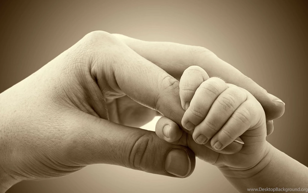 Mother And Baby Hands Love Wallpapers