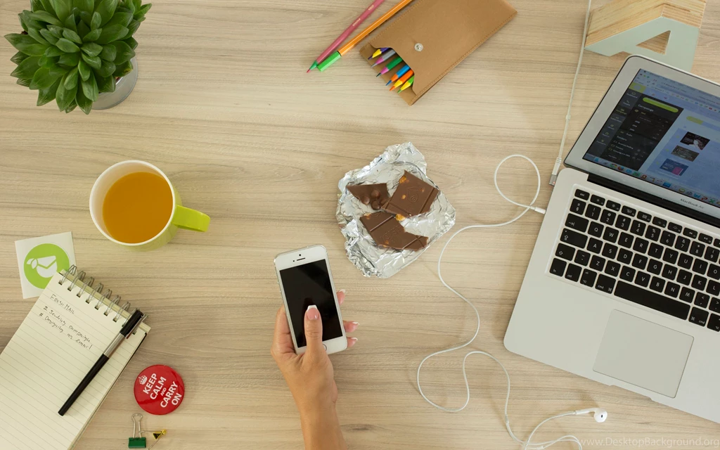 Gadgets On My Desktop HD Wallpapers. 4K Wallpapers