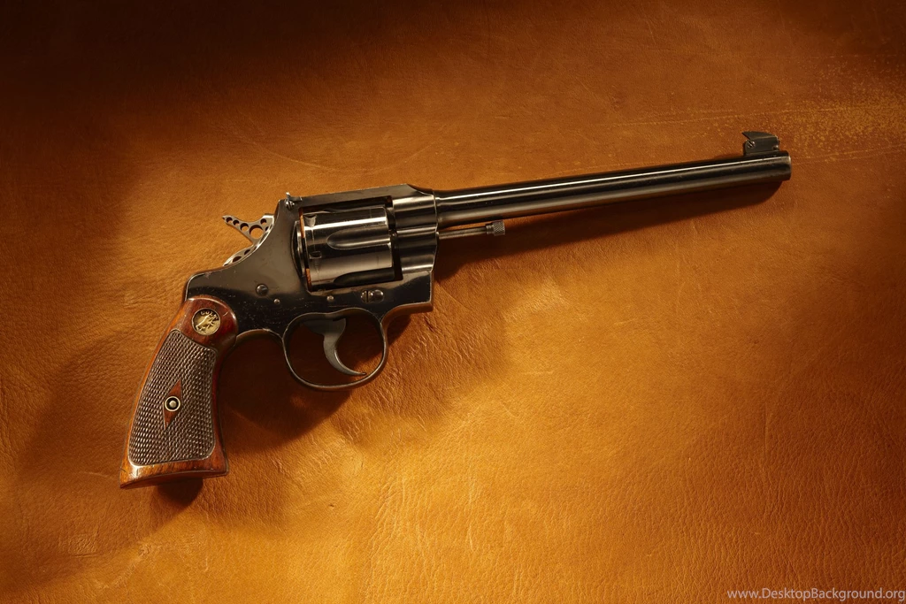 Download Guns Revolvers Wallpapers 2880x1920