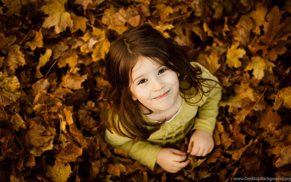 Cute & Sweet Girls Wallpapers & Pictures