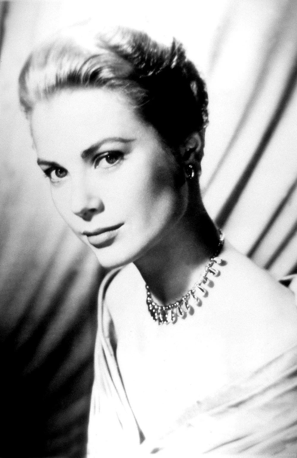 News Directory Actress: Grace Kelly HD Wallpapers