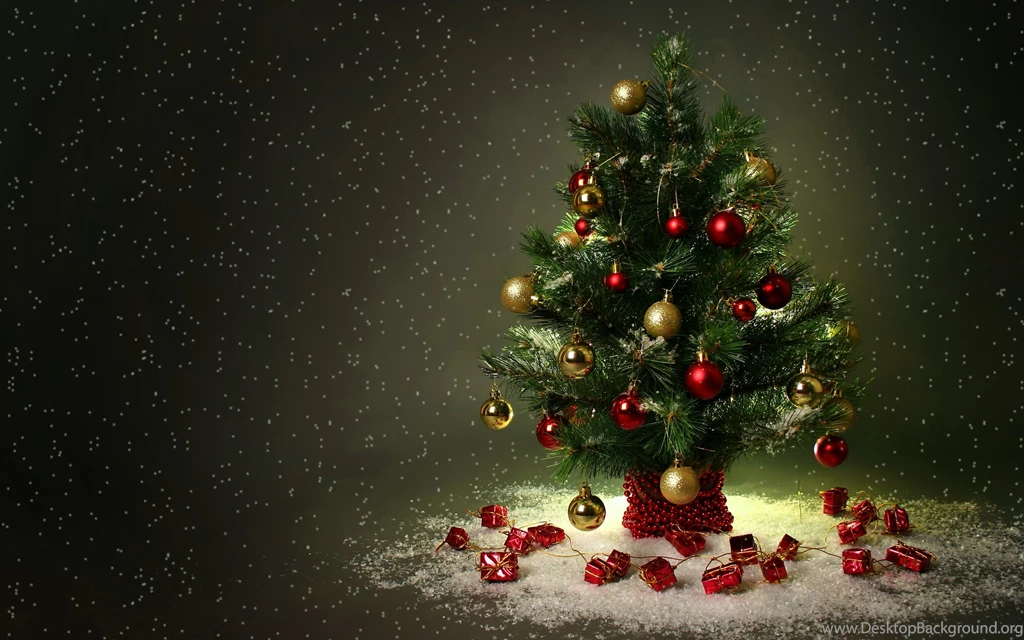 Green_Christmas_Tree_Background.jpg?m=1399676400