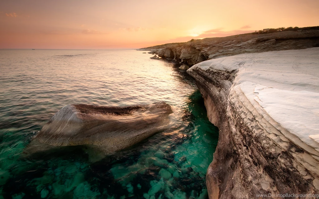 50+ Stunning MacBook Pro Retina Wallpapers