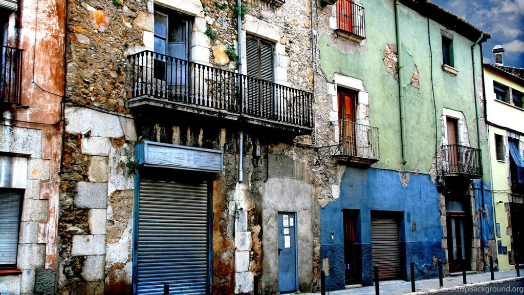 City Of Girona Spain Old Building Wallpapers