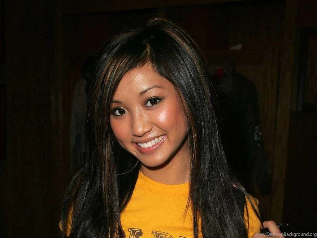 Brenda Song HD Wallpapers Desktop Background