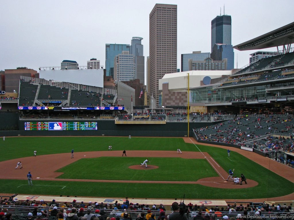 Twins Game Shows A Difference Between Blue And Green Lines ...