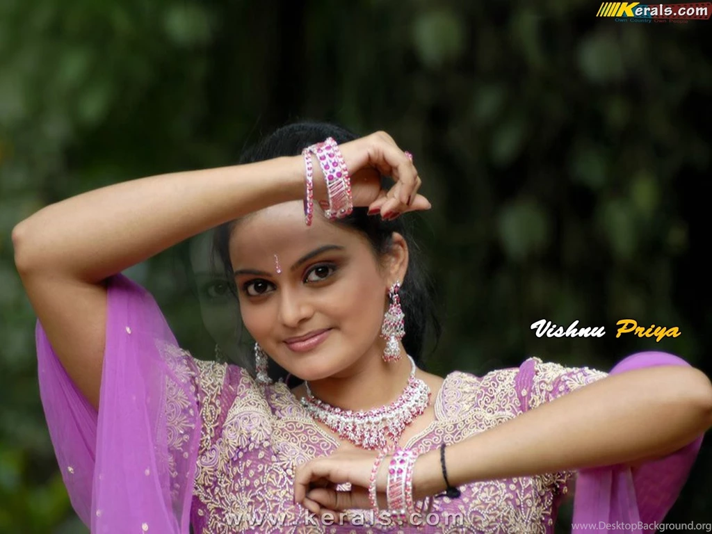 Vishnu Priya Wallpapers