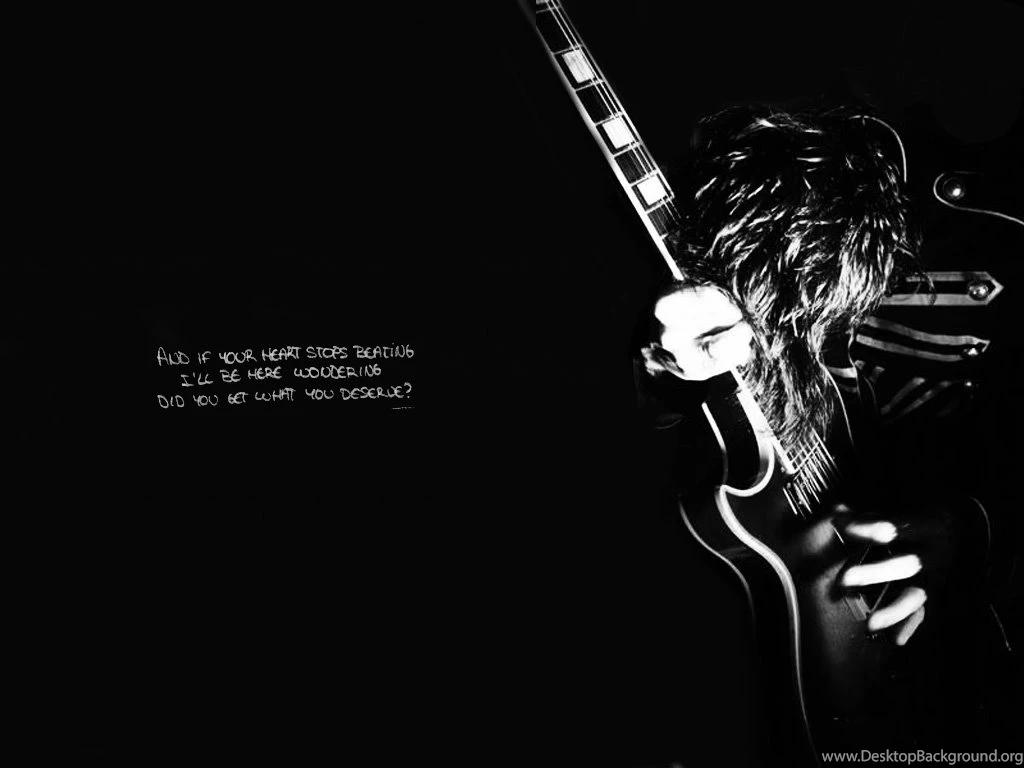Browsing Wallpapers On DeviantArt