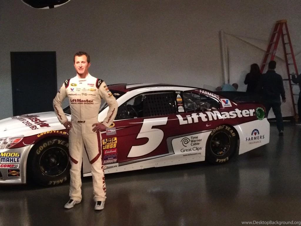 Check Out Kasey Kahne's Brand new No. 5 LiftMaster Chevy