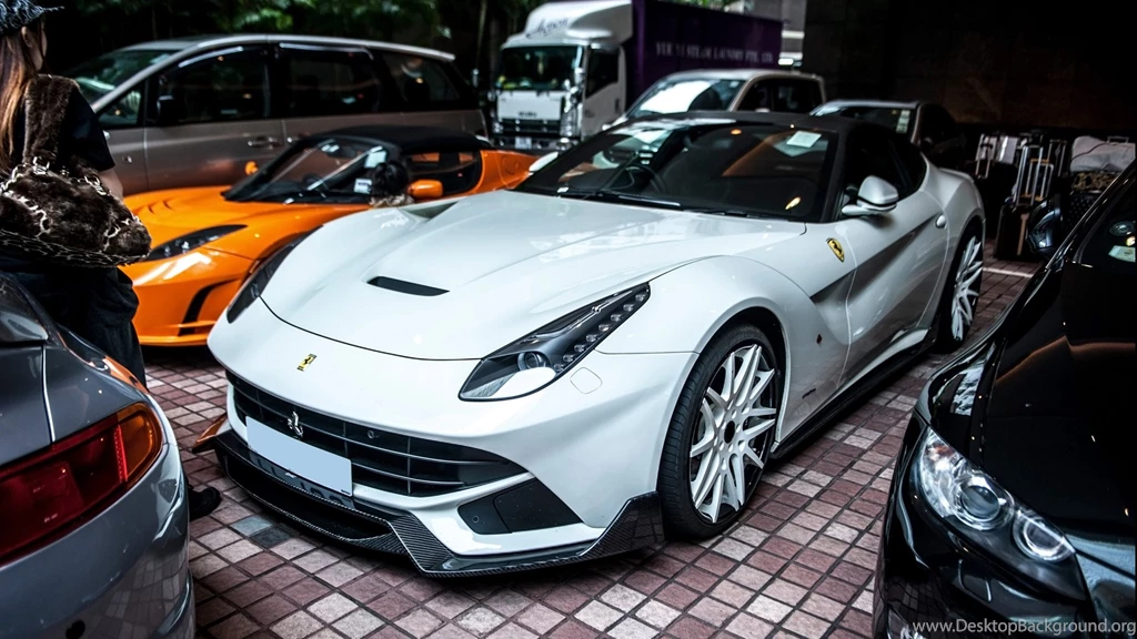 2014 DMC Ferrari F12 SPIA Wallpapers