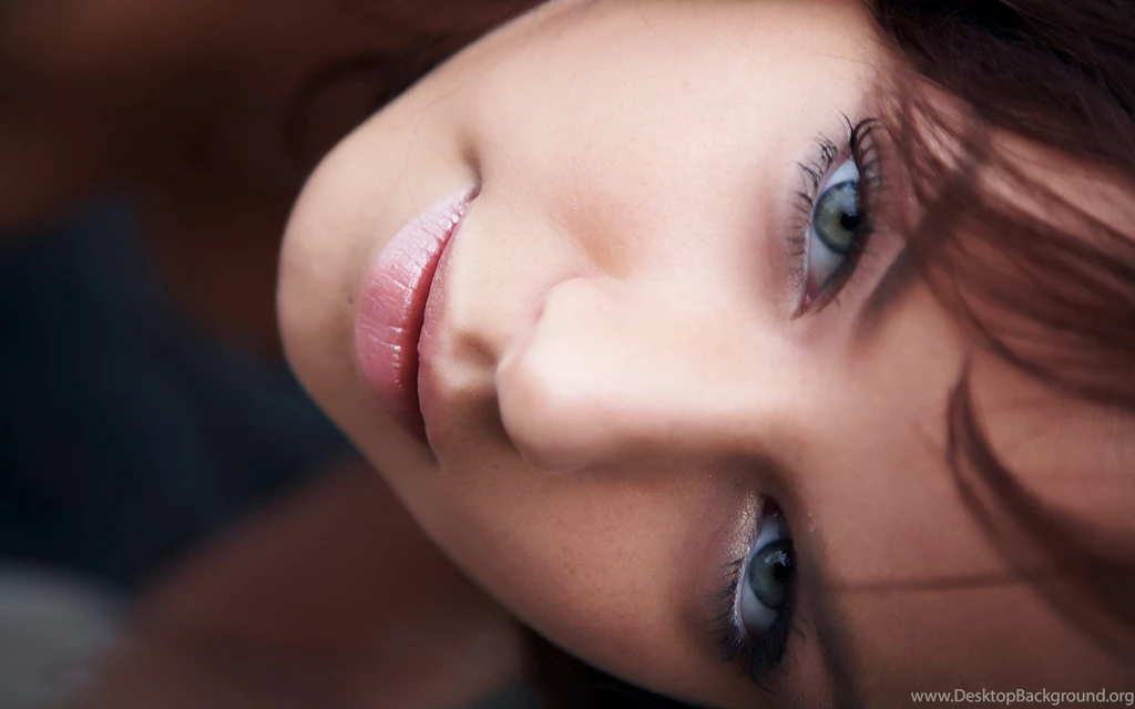 Beautiful Face Wallpapers