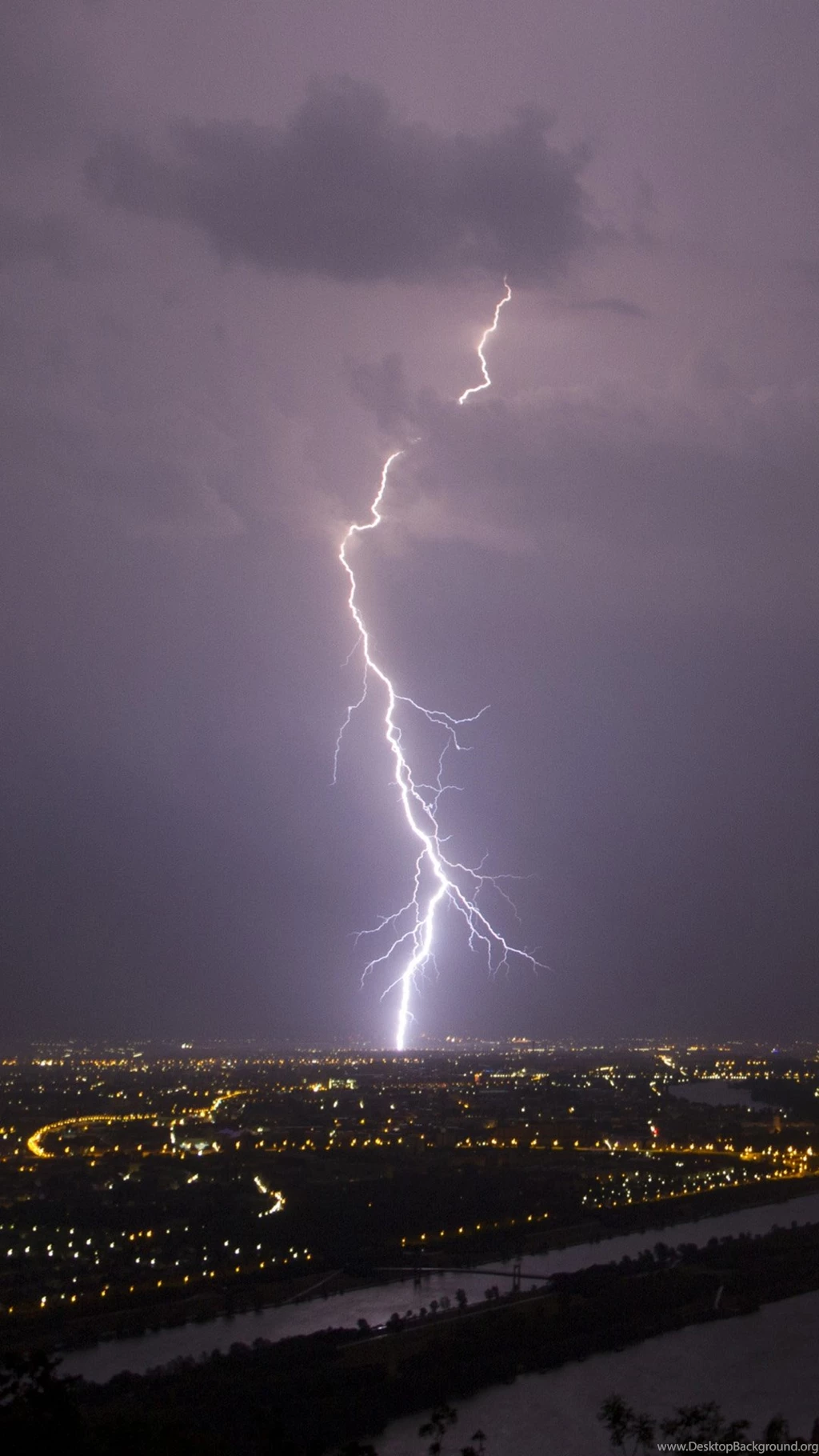Lightning Vienna Nexus 5 Wallpapers Hd Download Android ...