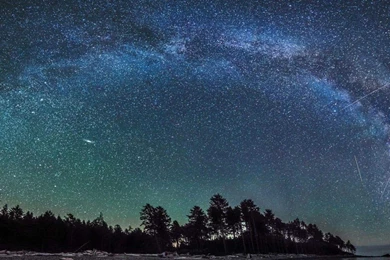 Beautiful Starry Night Sky Wallpaper.