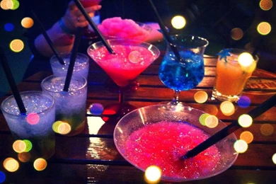 SUMMERTIME PARTY WALLPAPER (