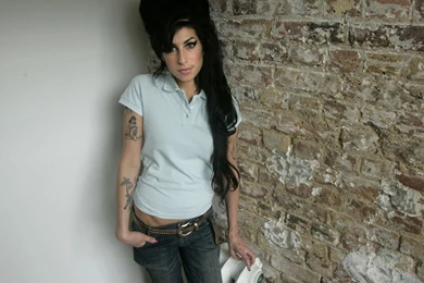 26 Amy Winehouse HD Wallpapers
